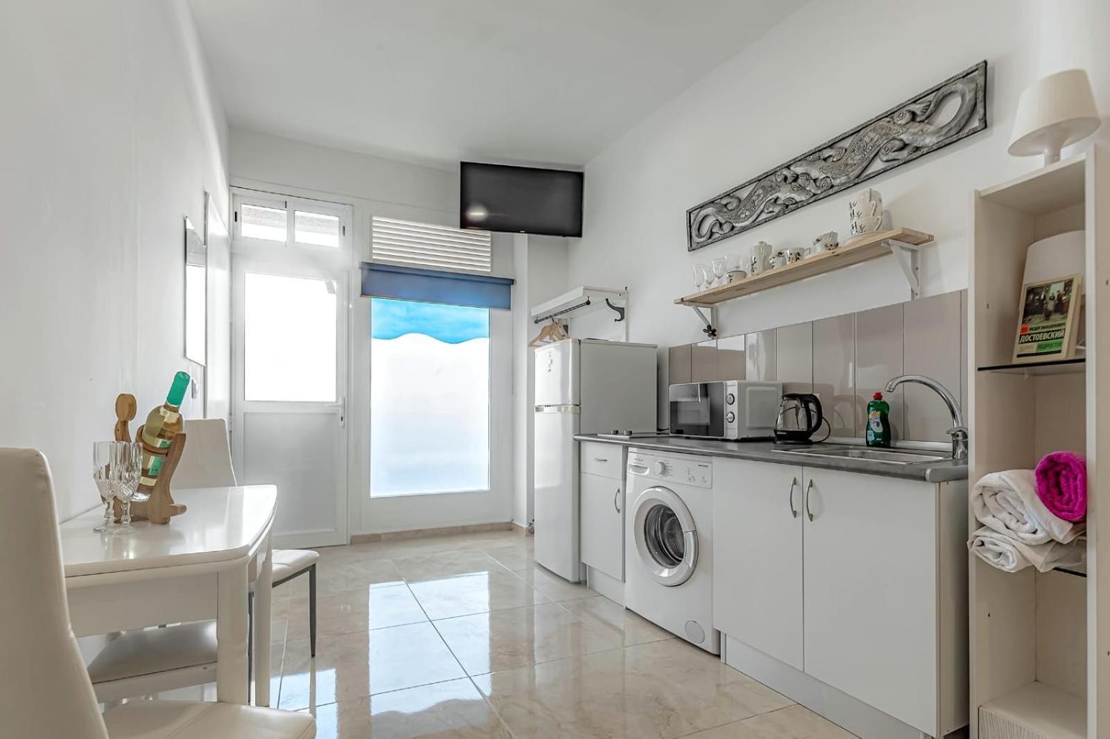 Apartment On Pinta Beach أذيخي المظهر الخارجي الصورة